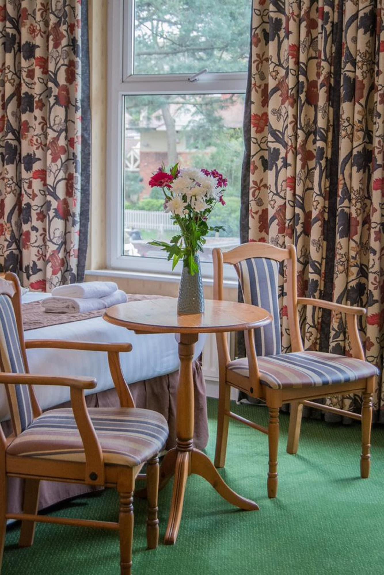Elstead Hotel Борнмут Екстер'єр фото